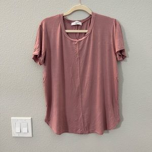 Carly Jeans Los Angeles rose tee, size L, GUC